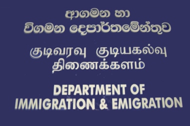

Three Indian nationals who were engaged in employment at restaurants in Nuwara-eliya by violating their work visa conditions were nabbed by the Immigration and Emigration Department yesterday.


